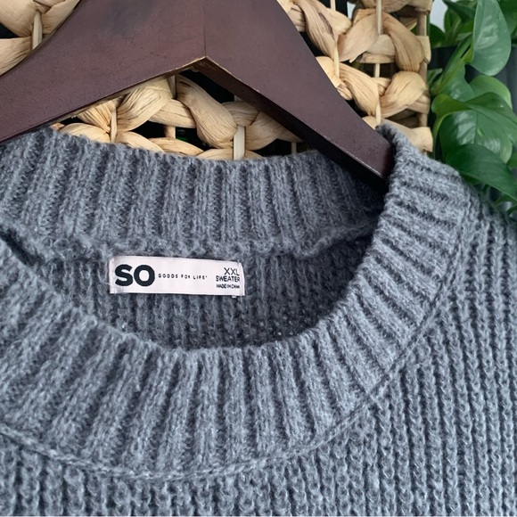 • [SO] Grey Scoop Neck Sweater • - Picture 4 of 12